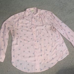 Faded glory top pink with grey birds on it